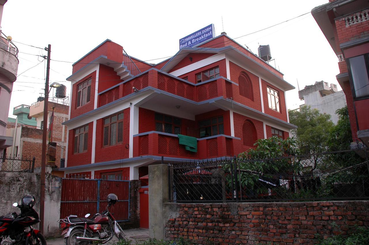 Travellers Dorm Bed & Breakfast Kathmandu Bagian luar foto