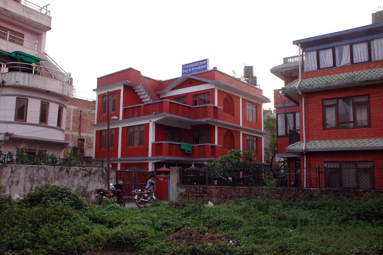 Travellers Dorm Bed & Breakfast Kathmandu Bagian luar foto