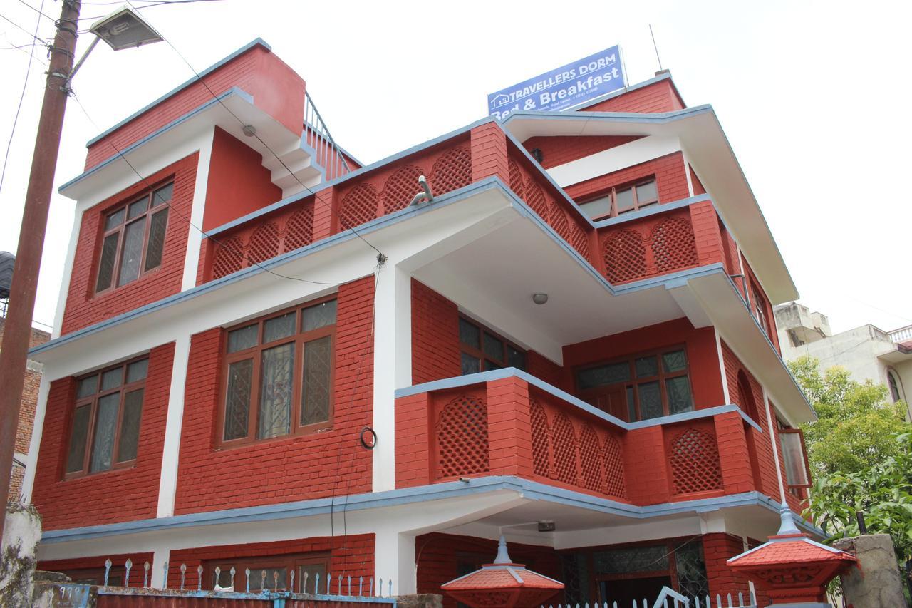 Travellers Dorm Bed & Breakfast Kathmandu Bagian luar foto