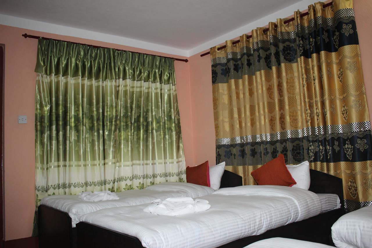 Travellers Dorm Bed & Breakfast Kathmandu Bagian luar foto