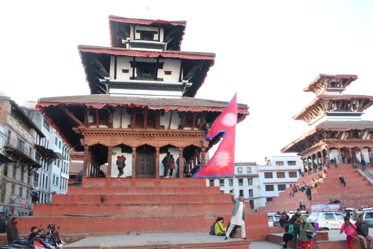 Travellers Dorm Bed & Breakfast Kathmandu Bagian luar foto