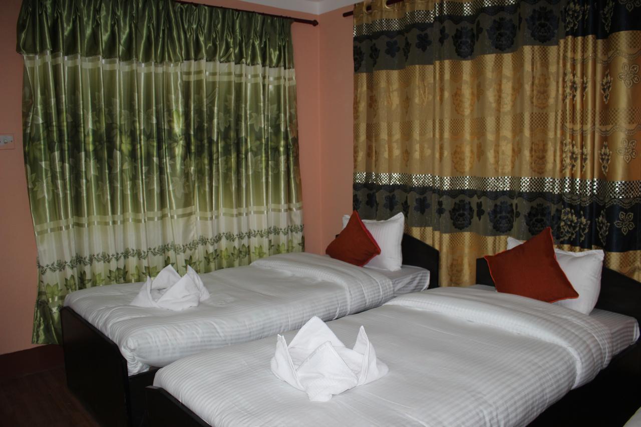 Travellers Dorm Bed & Breakfast Kathmandu Bagian luar foto