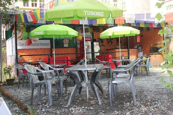 Travellers Dorm Bed & Breakfast Kathmandu Bagian luar foto
