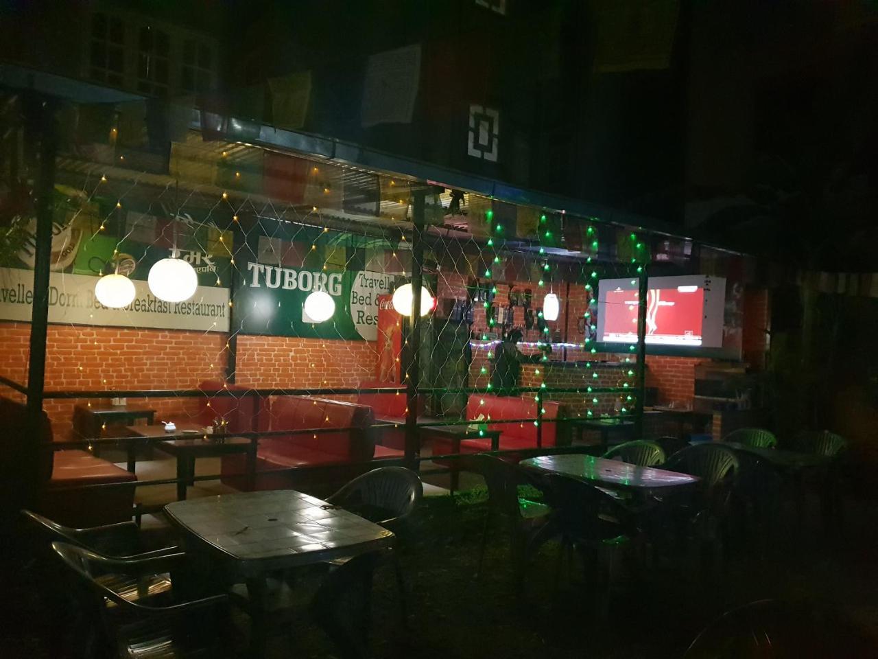 Travellers Dorm Bed & Breakfast Kathmandu Bagian luar foto