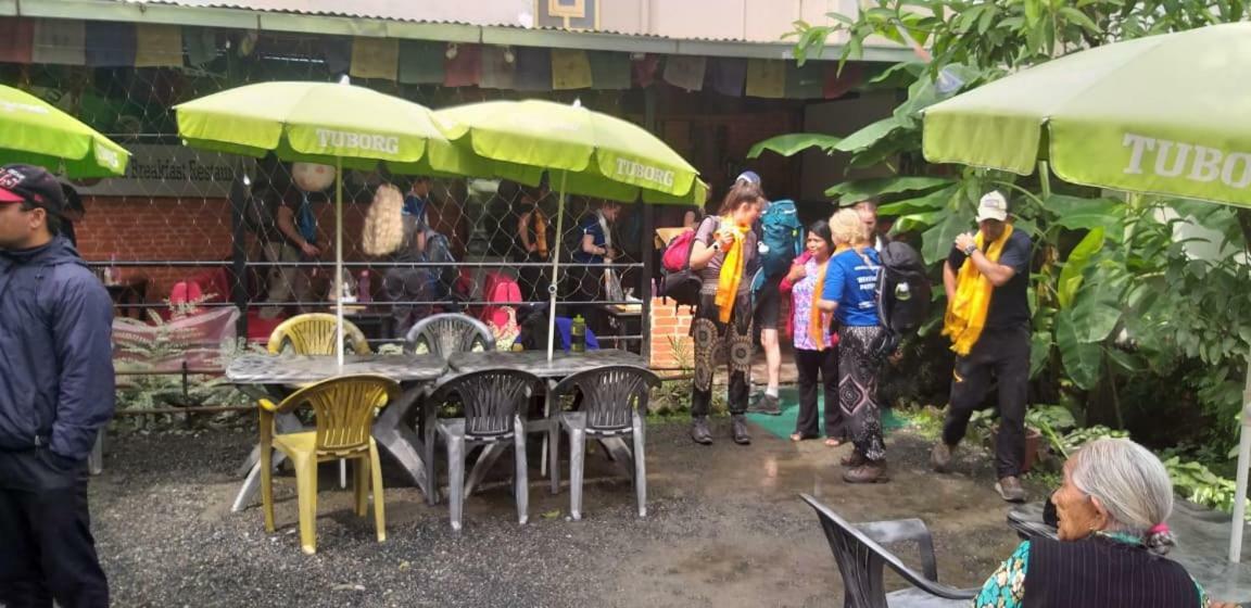 Travellers Dorm Bed & Breakfast Kathmandu Bagian luar foto